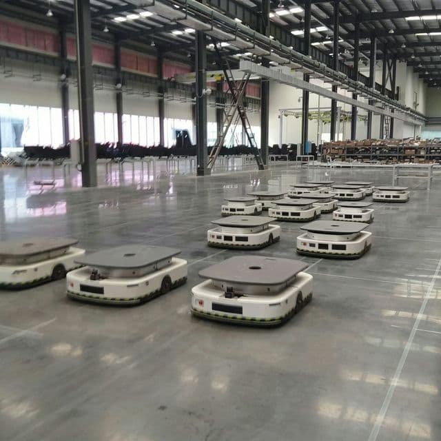 AMR fleet in a warehouse environment for OEM engineering topics